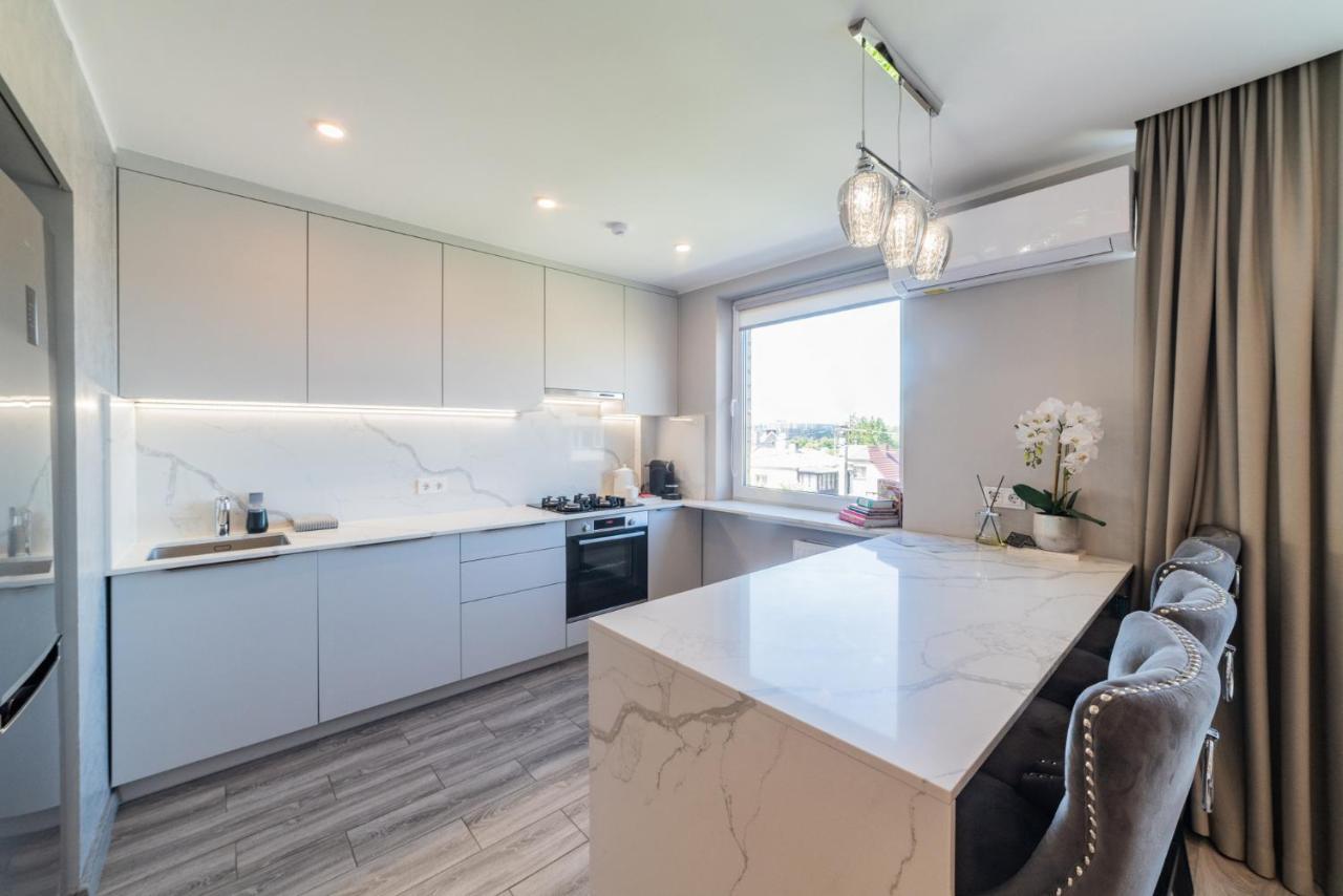 E.D. Luxury Apartaments Шяуляй Екстер'єр фото