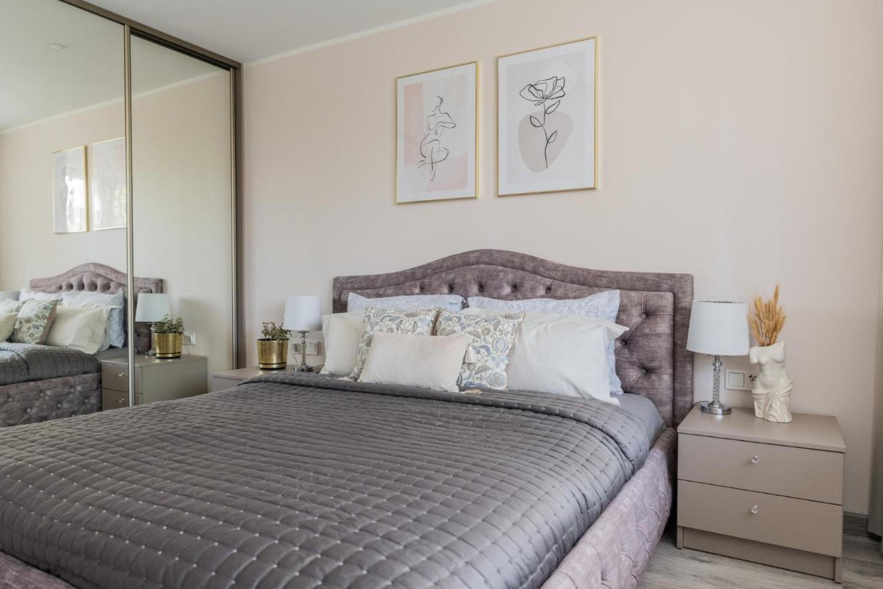 E.D. Luxury Apartaments Шяуляй Екстер'єр фото